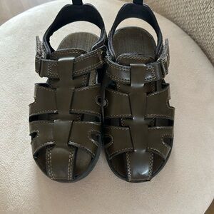 wonder nation Brown Closed-Toe Kids Fisherman Sandals